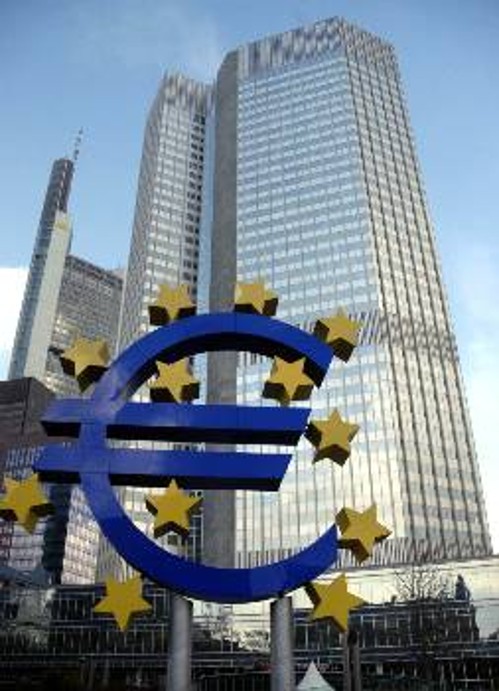 Η Ευρωπαϊκή Κεντρική Τράπεζα στην Φρανκφούρτη της Γερμανίας, διεθνής τοκογλύφος κατά των λαών