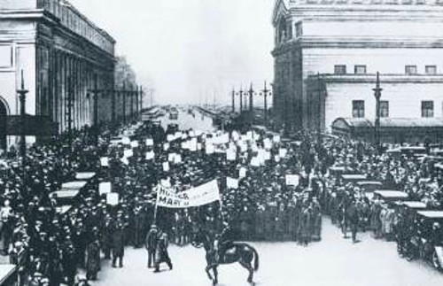 Μάης 1930: «Πορεία πείνας» εργατών στο Σικάγο